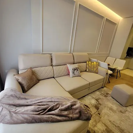 Argen Apartment *